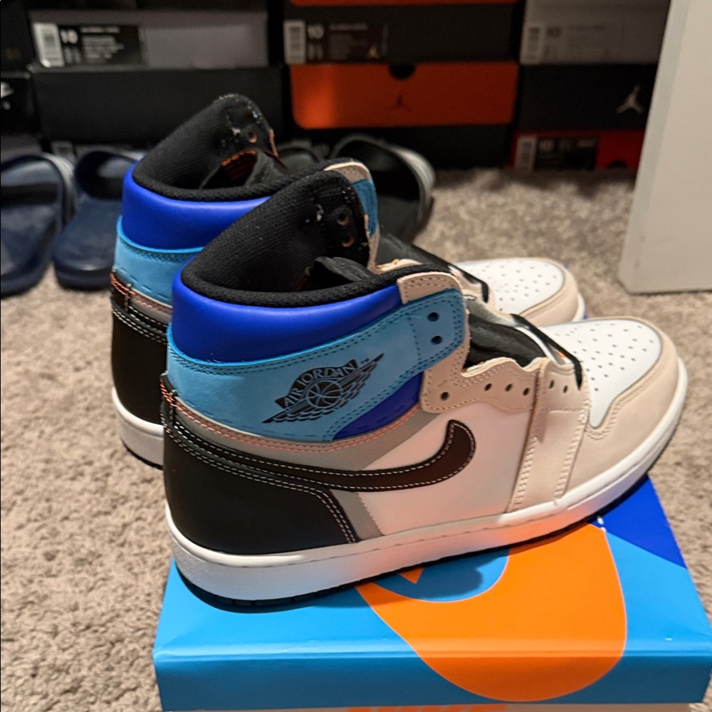 Jordan 1 Retro Prototype - Picture 3 of 8
